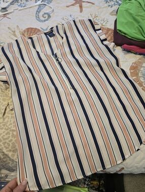 Beachy striped silky shirt Small